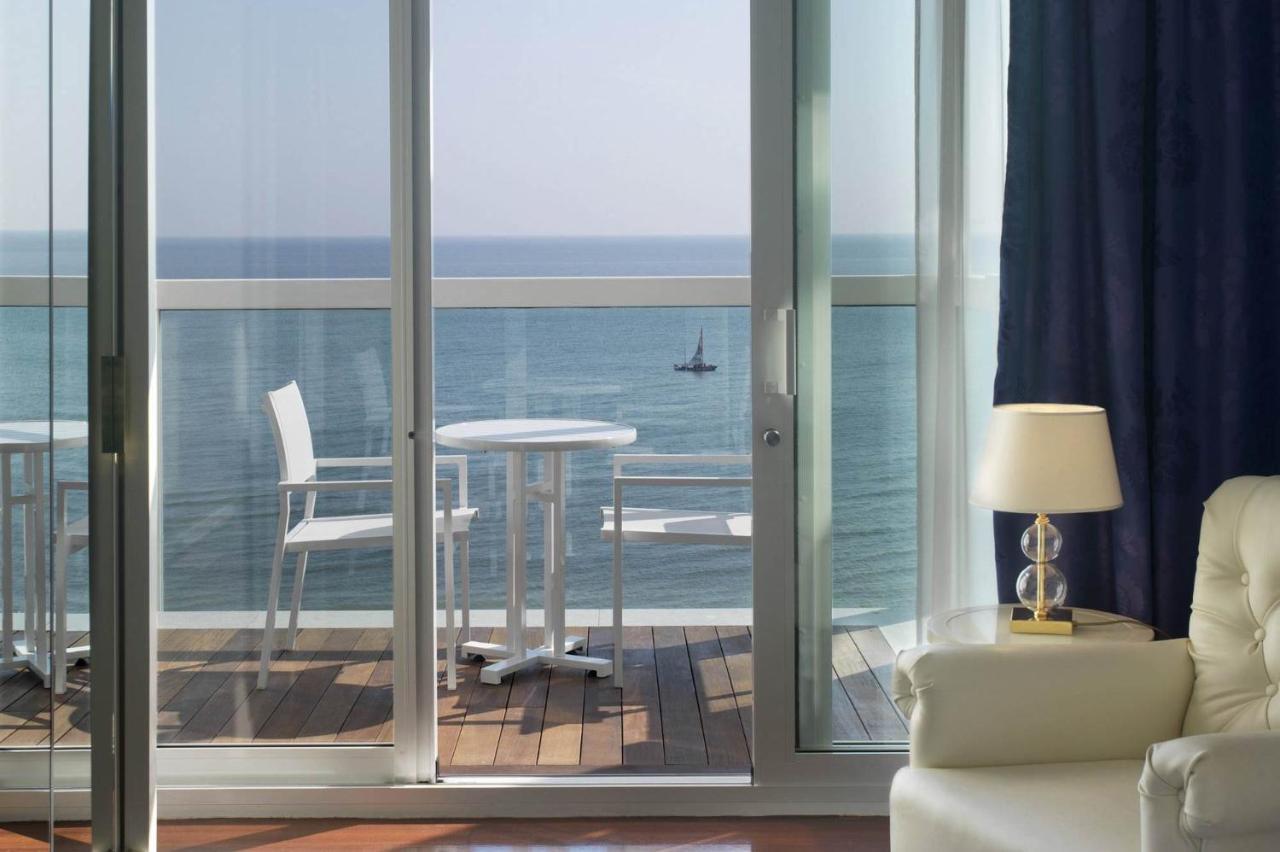 Hotel Tiffany'S Riccione Ngoại thất bức ảnh