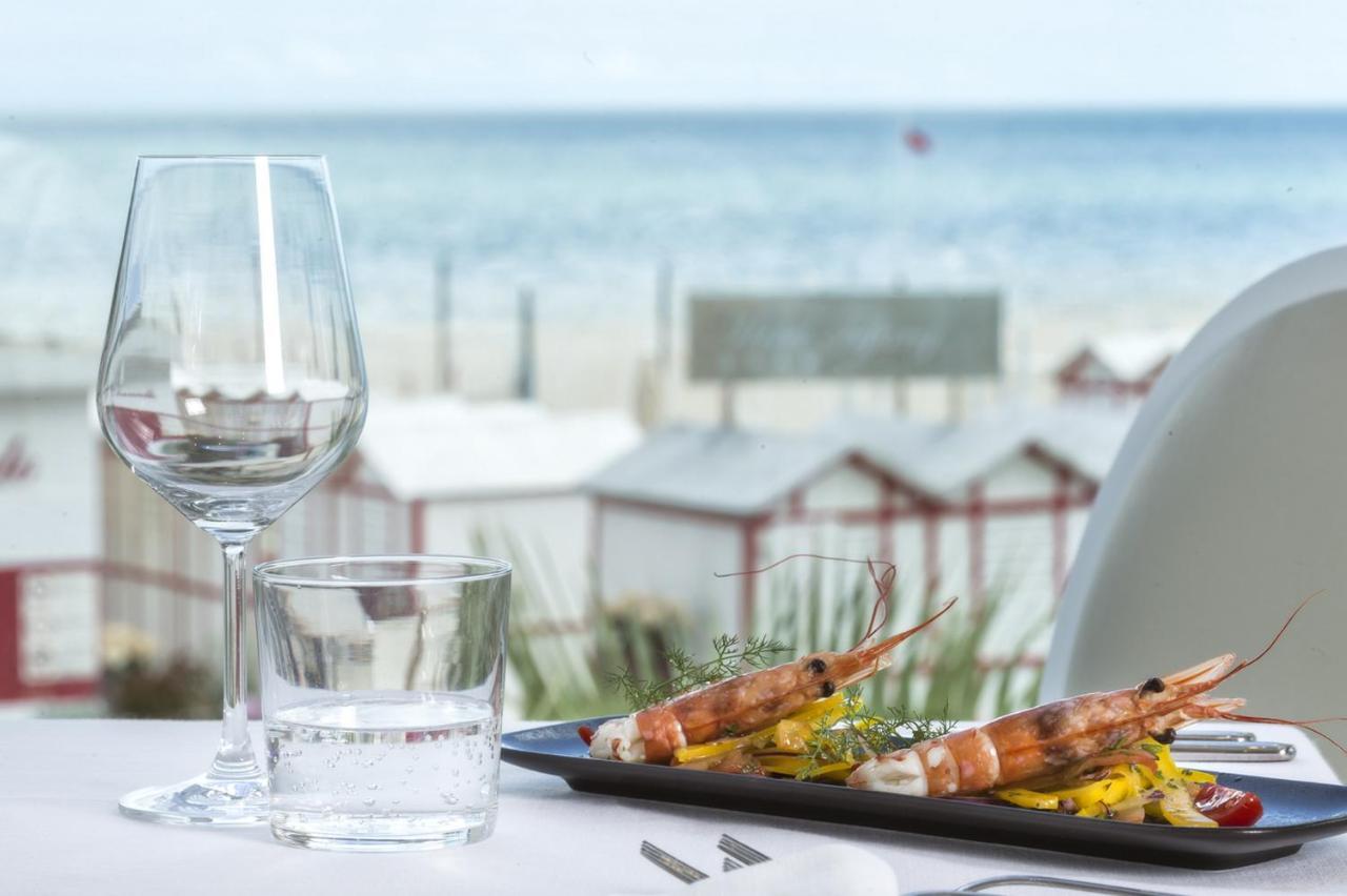 Hotel Tiffany'S Riccione Ngoại thất bức ảnh