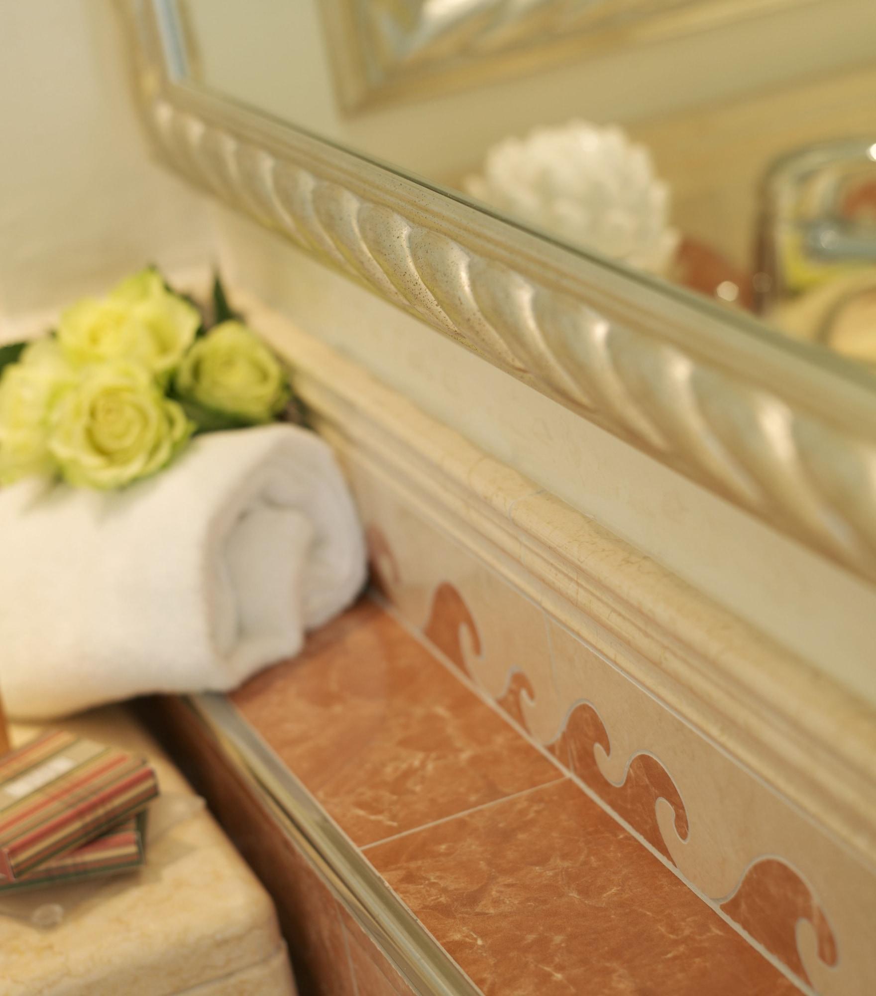 Hotel Tiffany'S Riccione Ngoại thất bức ảnh