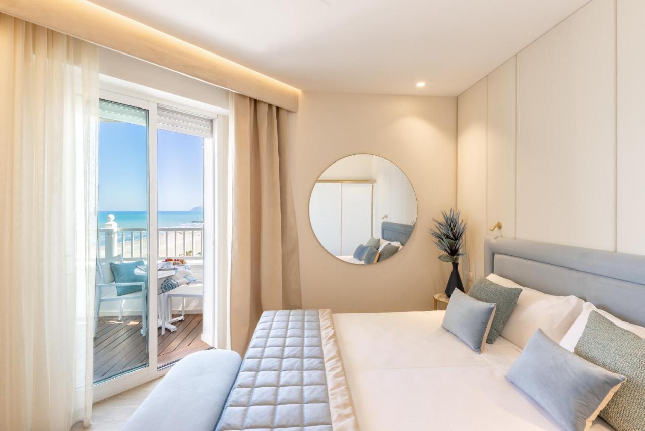 Hotel Tiffany'S Riccione Ngoại thất bức ảnh