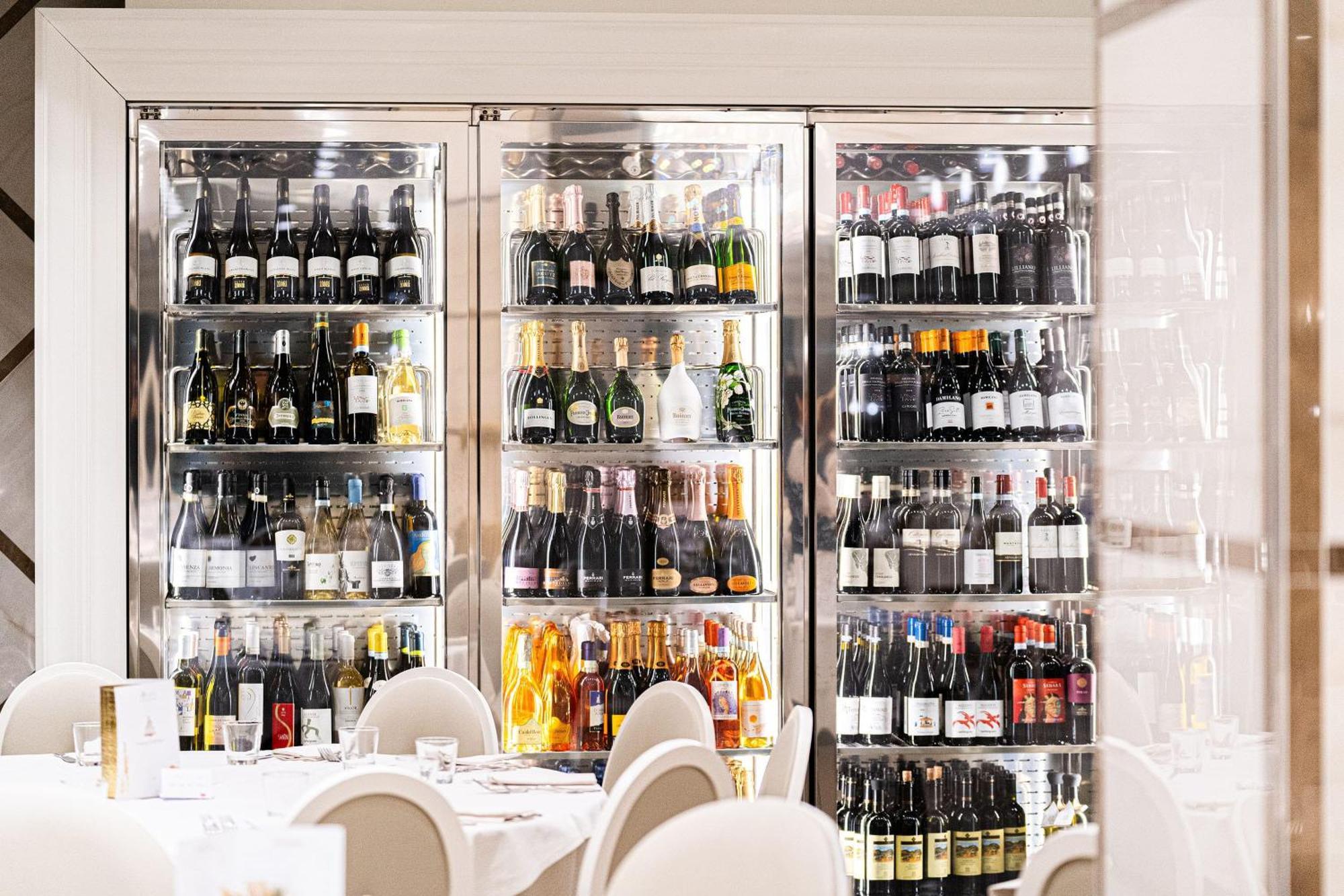Hotel Tiffany'S Riccione Ngoại thất bức ảnh
