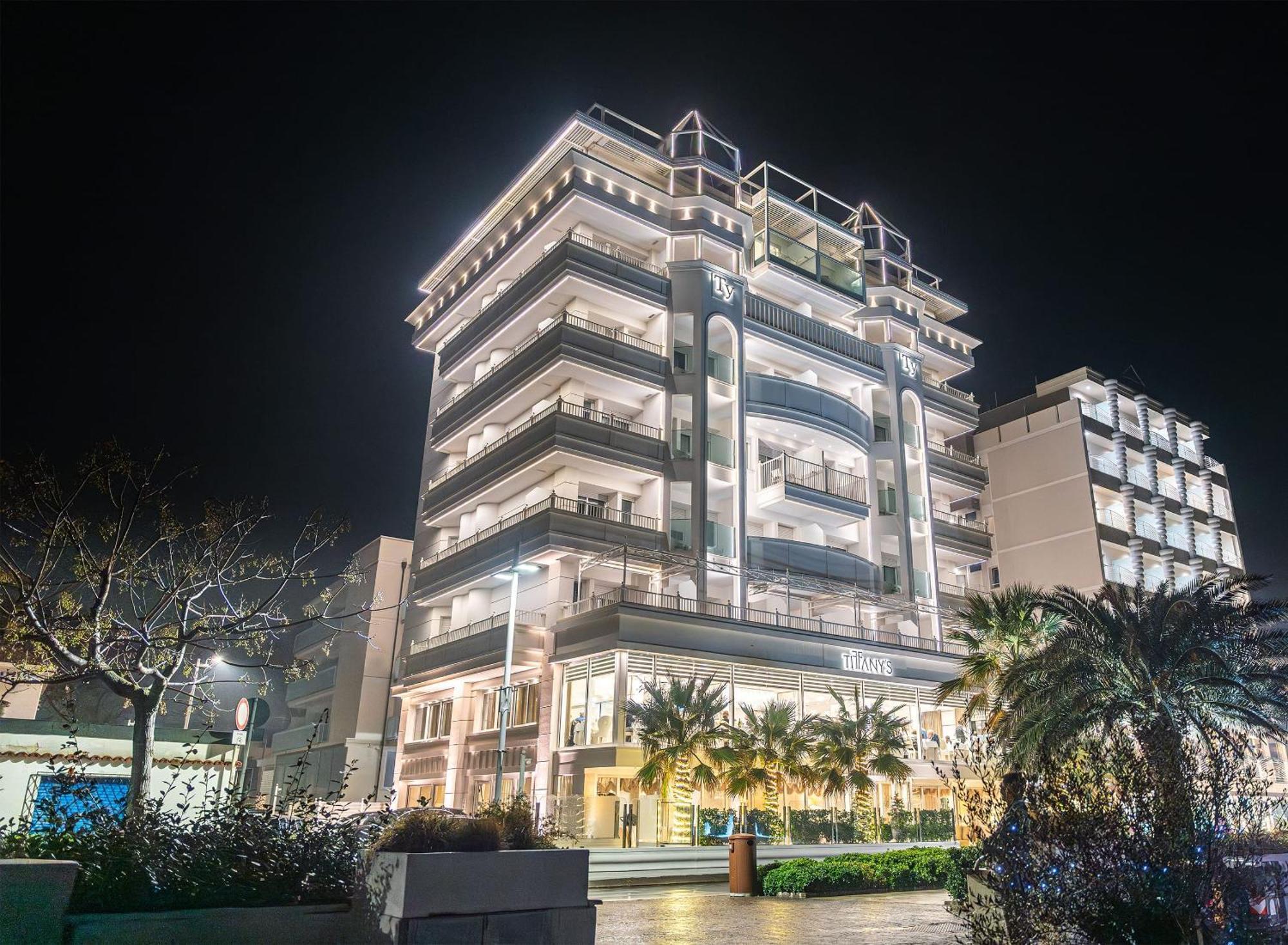 Hotel Tiffany'S Riccione Ngoại thất bức ảnh