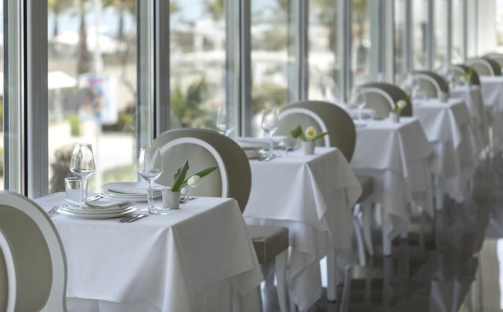 Hotel Tiffany'S Riccione Ngoại thất bức ảnh